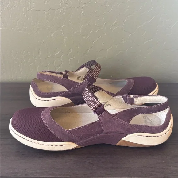 Dansko Raeann Burgundy Canvas Suede Trim Mary Jane Shoes Size EU 38 - Picture 6 of 8